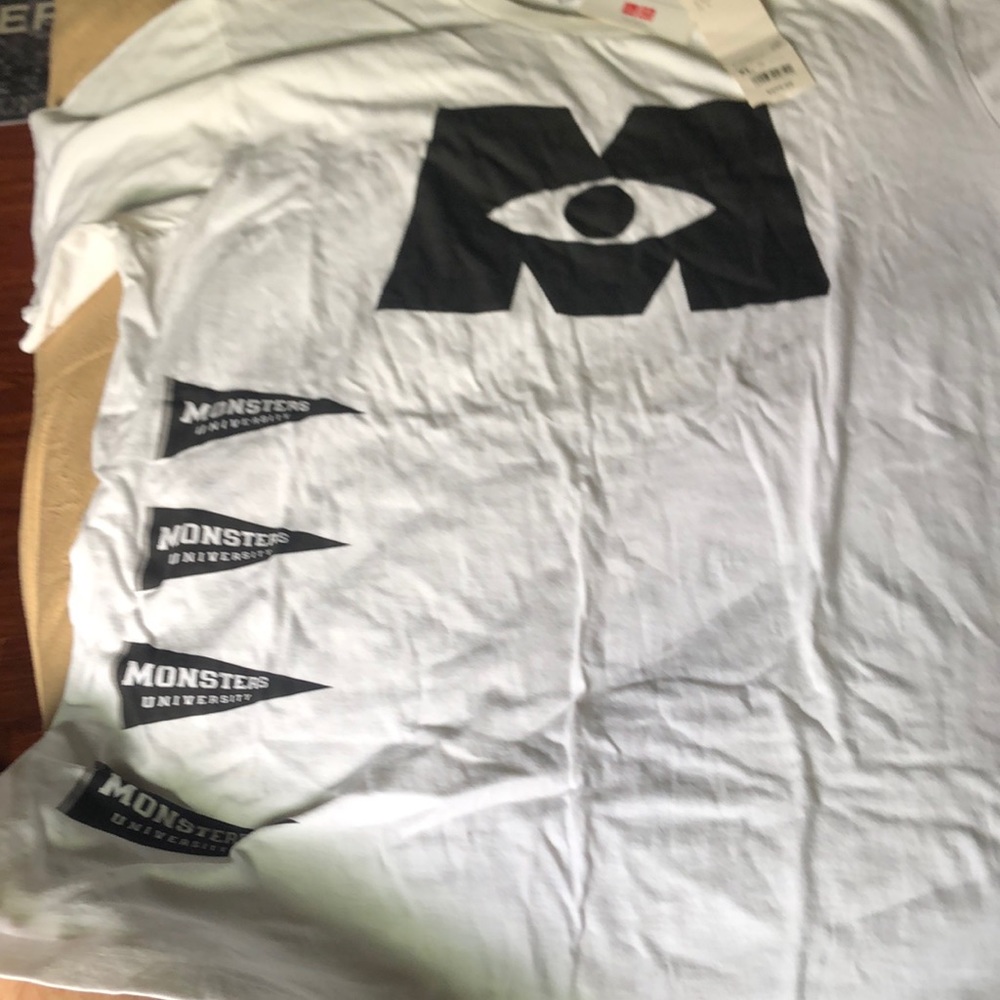 Disney tee shirt